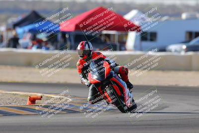 media/Dec-18-2022-SoCal Trackdays (Sun) [[8099a50955]]/Turn 2 (950am)/